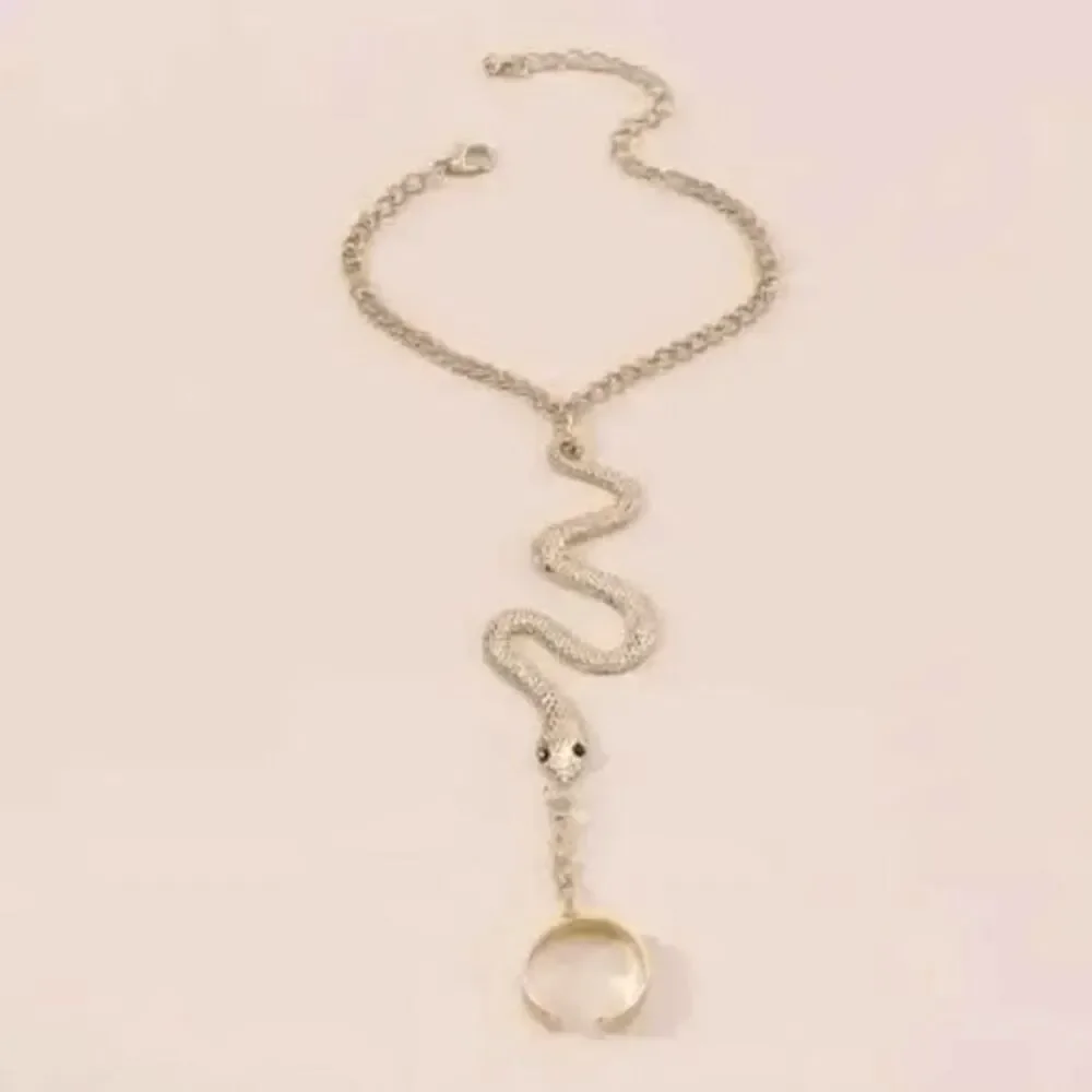 N/A chic trendy